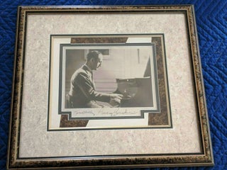 SIGNED PHOTOGRAPH. George GERSHWIN.